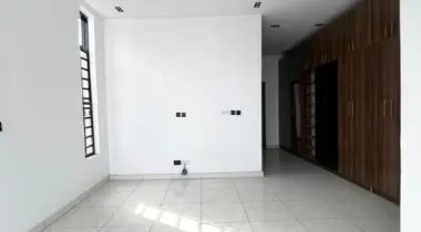 🔑🔑 4Bedrooms Semi-Detached Duplex  for Sale!!