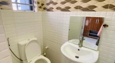 3 bedrolm flat apartment fully Serviced with 24hrs light