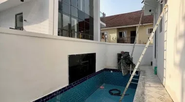 5 Bedroom Fully Detached Duplex