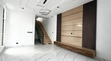 🔑🔑 4Bedrooms Semi-Detached Duplex  for Sale!!