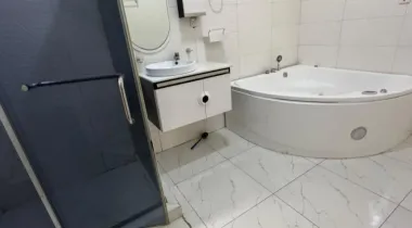SELF SERVICED UNFURNISHED FULLY DETACHED 5BEDROOM DUPLEX WITH A BQ &amp; SECURITY HOUSE IN BERA ESTATE, OFF CHEVRON DRIVE , CHEVRON LEKKI