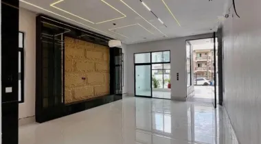 AJAH LAGOS | 5 BED | N300M 5 BEDOOM FULLY DETACHED HOME WITH SWIMMING POOL, WET &amp; DRY KITCHEN, GYM ROOM , SPACIOUS PARKING LOT( 4 CARS ) FOR SALE