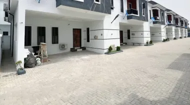 3 Bedroom Fully Serviced Terrace Duplex