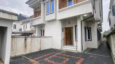 4 BED SEMI - DETACHED &amp; BQ || 30 MILLION || VICTORIA ISLAND, LAGOS