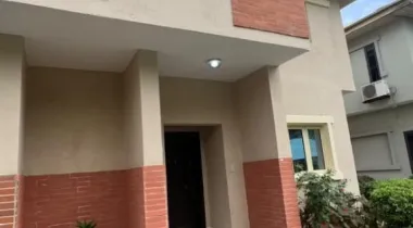 4 BED SEMI - DETACHED &amp; BQ || 30 MILLION || VICTORIA ISLAND, LAGOS