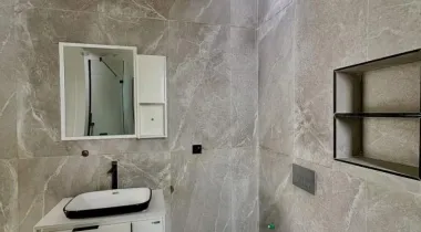 6 Bedroom Fully Detached Duplex