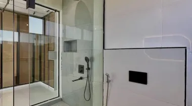 5 Bedroom Fully Detached Duplex