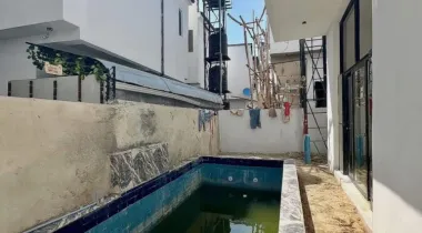 AJAH LAGOS | 5 BED | N350M 5 BEDROOM FULLY DETACHED HOME WITH SWIMMING POOL, GYM ROOM, WET &amp; DRY KITCHEN, AMPLE PARKING SPACE FOR SALE‼️‼️