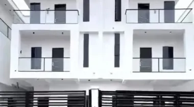 IKOTA LEKKI | 5 BED | N300M 5 BEDROOM SEMI-DETACHED HOME FOR SALE