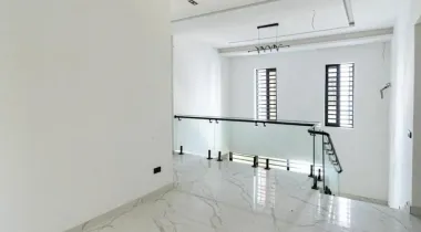 5-BEDROOM FULLY DETACHED LUXURY DUPLEX