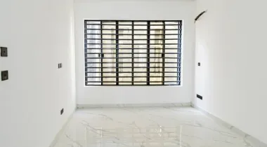 5-BEDROOM FULLY DETACHED LUXURY DUPLEX