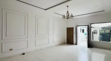 4 BED&amp;BQ || 20 MILLION || LEKKI PHASE 1, LAGOS shed