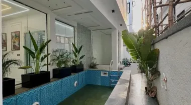 CHEVRON TOLL GATE LEKKI | N480M 5 BEDROOM FULLY DETACHED HOME WITH SWIMMING POOL, GYM ROOM, AMPLE PARKING SPACE FOR SALE