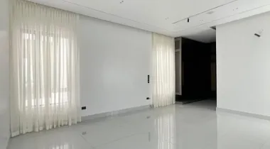 5 BED&amp;BQ|| 650 MILLION || IKOTA , LEKKI, LAGOS.