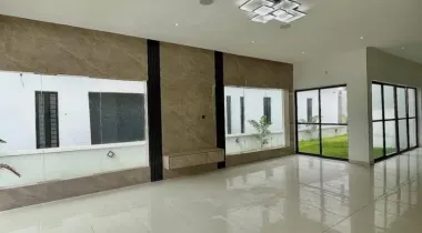 LEKKY COUNTY LEKKI | N550M  5 BEDROOM FULLY DETACHED HOME WITH CINEMA, ROOF TOP TERRACE, SWIMMING POOL SPACE FOR SALE