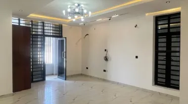 LUX 2BDR APARTMENT + BOYS QUARTERS +  ELEVATOR + SWIMMING POOL  + AMPLE PARKING IN A WELL SECURED AND  CALM  ESTATE IN ONIRU - VICTORIA ISLAND  - LAGOS.