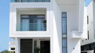 IKATE LEKKI | 5 BED | N1.3B CONTEMPORARY DESIGNED 5 BEDROOM FULLY DETACHED HOME WITH ELEVATOR, SWIMMING POOL, CINEMA , GYM FOR SALE