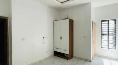 4 Bedroom terrace duplex with bq 