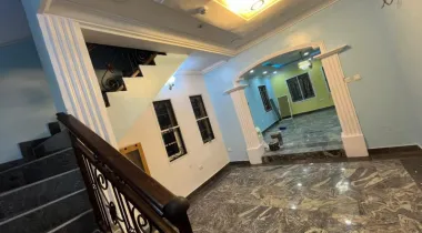 5 bedroom fully detached duplex  With an attached bungalow bq (a room &amp; parlor ) at the back 