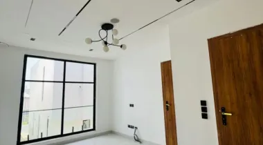 3 BED || 150 MLLION ||  IKOTA , LEKKI, LAGOS.