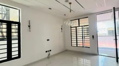 3 BED || 150 MLLION ||  IKOTA , LEKKI, LAGOS.