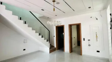 3 BED || 150 MLLION ||  IKOTA , LEKKI, LAGOS.