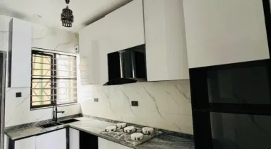 3 BED || 150 MLLION ||  IKOTA , LEKKI LAGOS