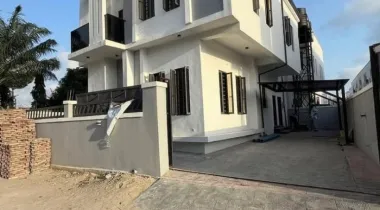 Sales Alert* 5bedroom fully detached with bq