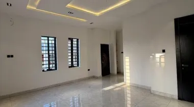 Sales Alert* 5bedroom fully detached with bq