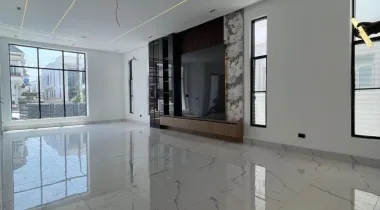 SALES ALERT* Contemporary 5 Bedroom Fully  Detached Duplex with Bq, Pool, Gym/Home Office/Study Room etc For Sale