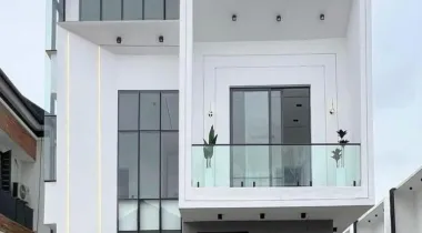 📍IKOTA LEKKI | 5 BED | N450M📌 5 BEDROOM FULLY DETACHED@HOME WITH SWIMMING POOL FOR SALE