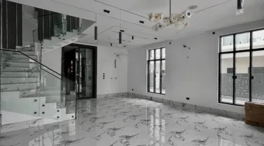 📍IKOTA LEKKI | 5 BED | N450M📌 5 BEDROOM FULLY DETACHED@HOME WITH SWIMMING POOL FOR SALE