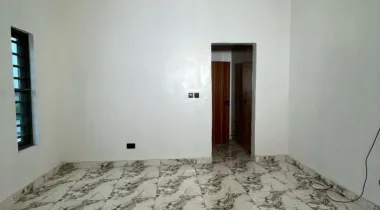 Luxurious 4 Bedroom Fully detached  with BQ and pool