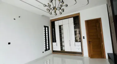 5 BED&amp;BQ || 380 MLLION ||  IKOTA, LEKKI, LAGOS.