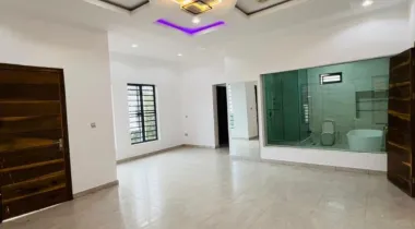 4 BED&amp;BQ || 340 MLLION ||  IKOTA, LEKKI, LAGOS.