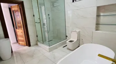 4 BED&amp;BQ || 340 MLLION ||  IKOTA, LEKKI, LAGOS.