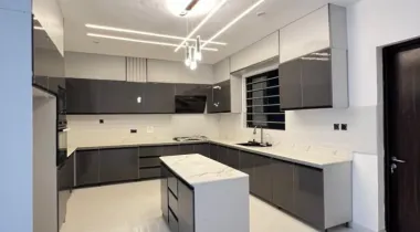 4 BED || 280 MLLION ||  IKOTA , LEKKI, LAGOS.