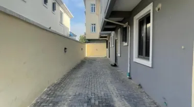 5Bedroom Detached Duplex  Location: Ikate