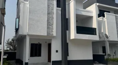 5 Bedroom fully detached duplex with BQ: 550Million Naira