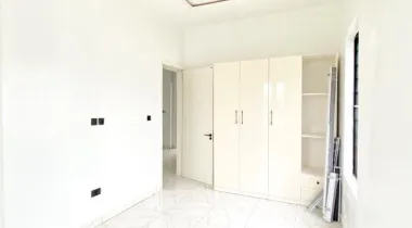 4 Bedroom Duplex for rent
