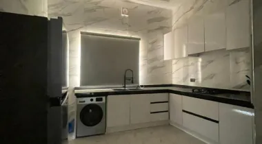 Outstanding 3 bedroom unfurnished apartment with BQ is NOW AVAILABLE for LEASE — move-in ready.