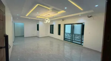Newly Built 2-Bedroom Apartment with BQ, Pool &amp; Gym Lekki Phase 1
