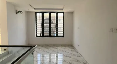 4 BED&amp;BQ || 200 MLLION || OLOGOLO , LEKKI LAGOS