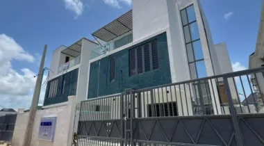 4 BED&amp;BQ || 200 MLLION || OLOGOLO , LEKKI LAGOS