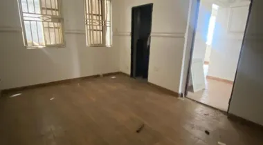 *2-bedroom bungalow Available For Rent*  *Location 📍:, Lekki phase