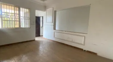 *2-bedroom bungalow Available For Rent*  *Location 📍:, Lekki phase