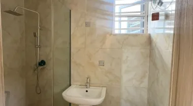 2 units of single room upstairs for rent‼️ comes with personal  prepaid meter