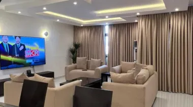 FOR RENT – LUXURY FULLY FURNISHED 3 BEDROOM APARTMENT