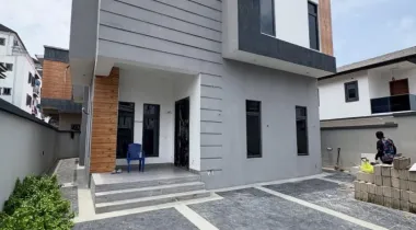 4 BEDROOM FULLY DETACHED DUPLEX Location: Chevron, Lagos