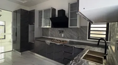 4 BEDROOM FULLY DETACHED DUPLEX Location: Chevron, Lagos
